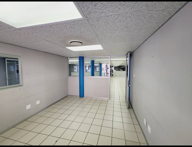 395M² OFFICE TO LET IN NORTH RIDING